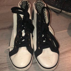 Guess sneakers